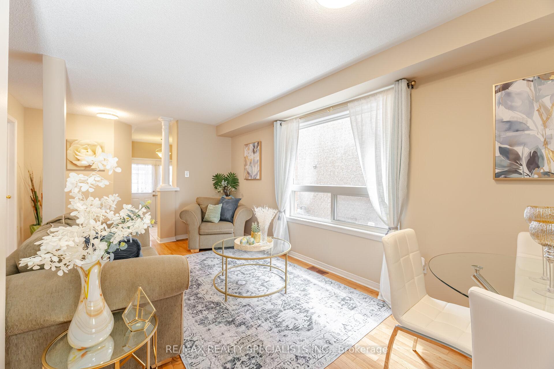 Photo 12 of 5642 Armando Avenue, Mississauga, East Credit — HOMEH