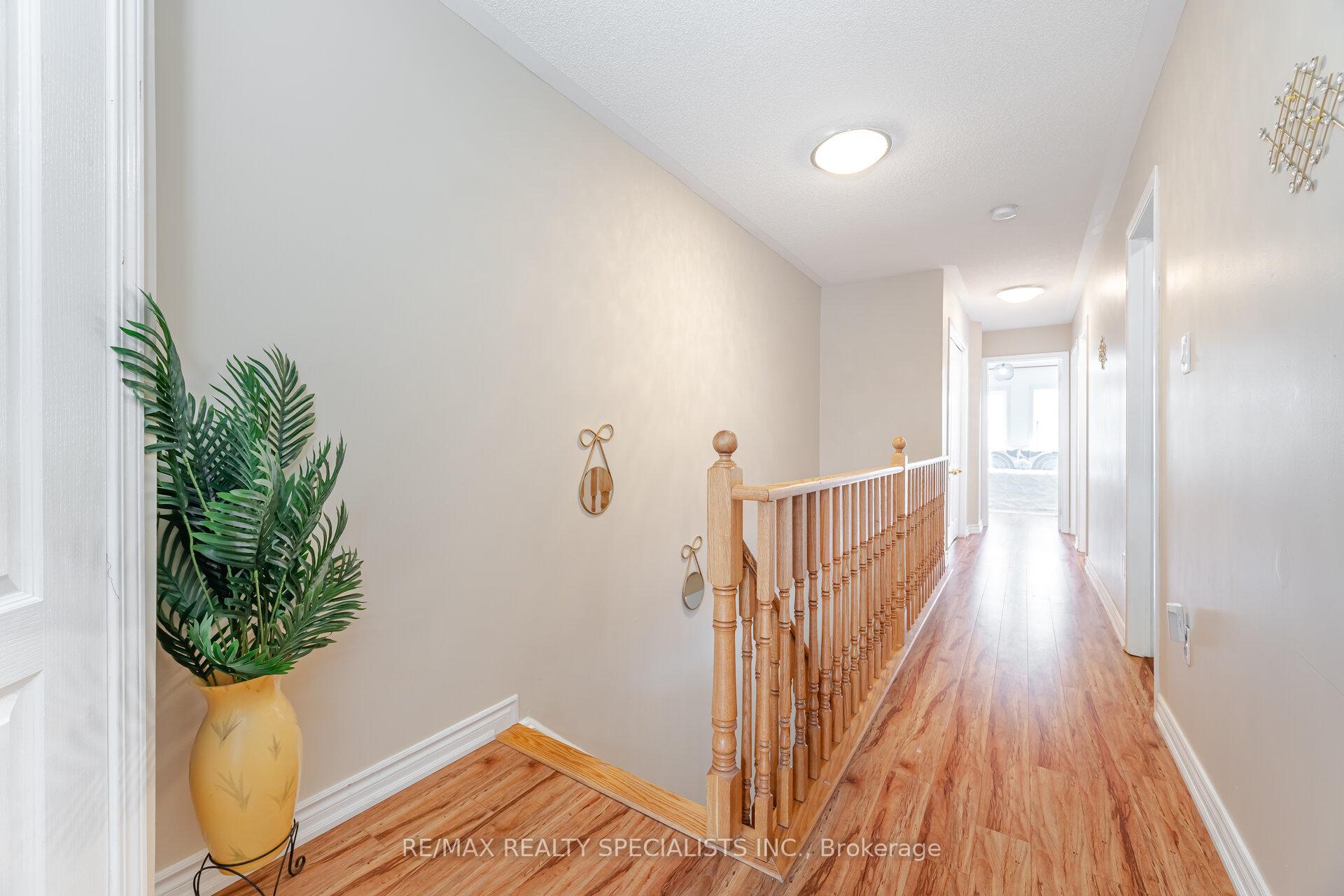 Photo 24 of 5642 Armando Avenue, Mississauga, East Credit — HOMEH