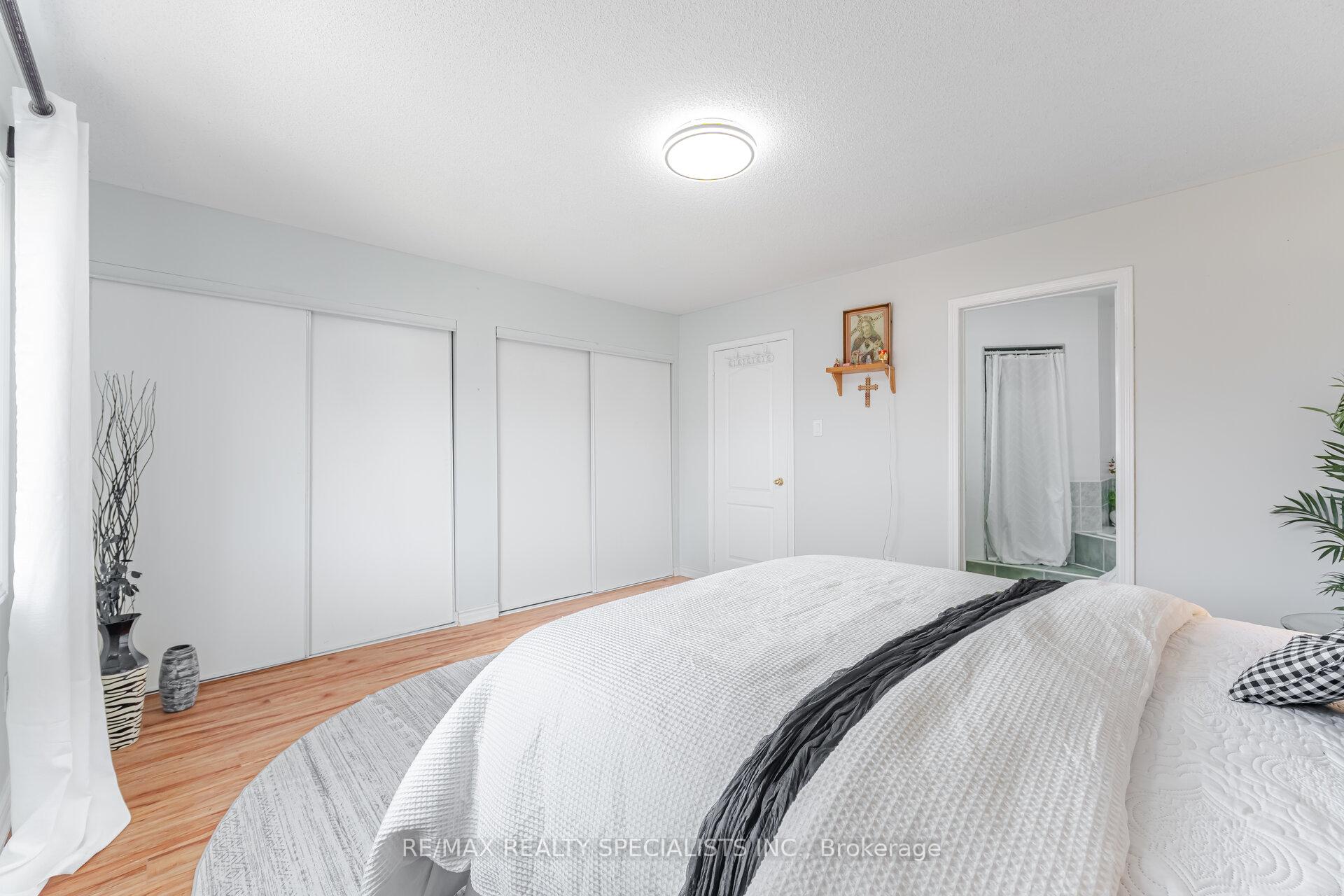Photo 27 of 5642 Armando Avenue, Mississauga, East Credit — HOMEH