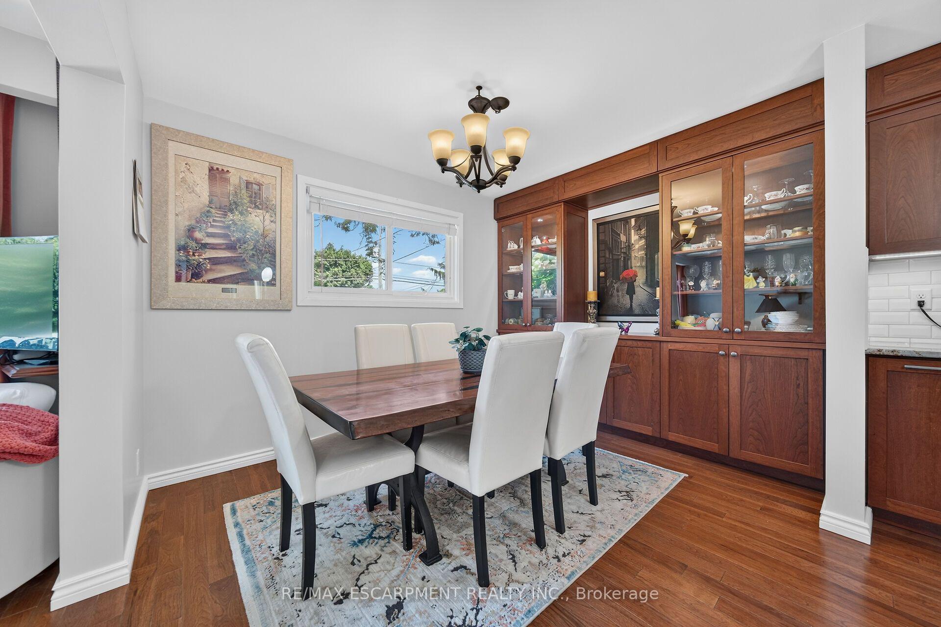 Photo 17 of 8399 Dickenson Road E, Hamilton, Mount Hope — HOMEH