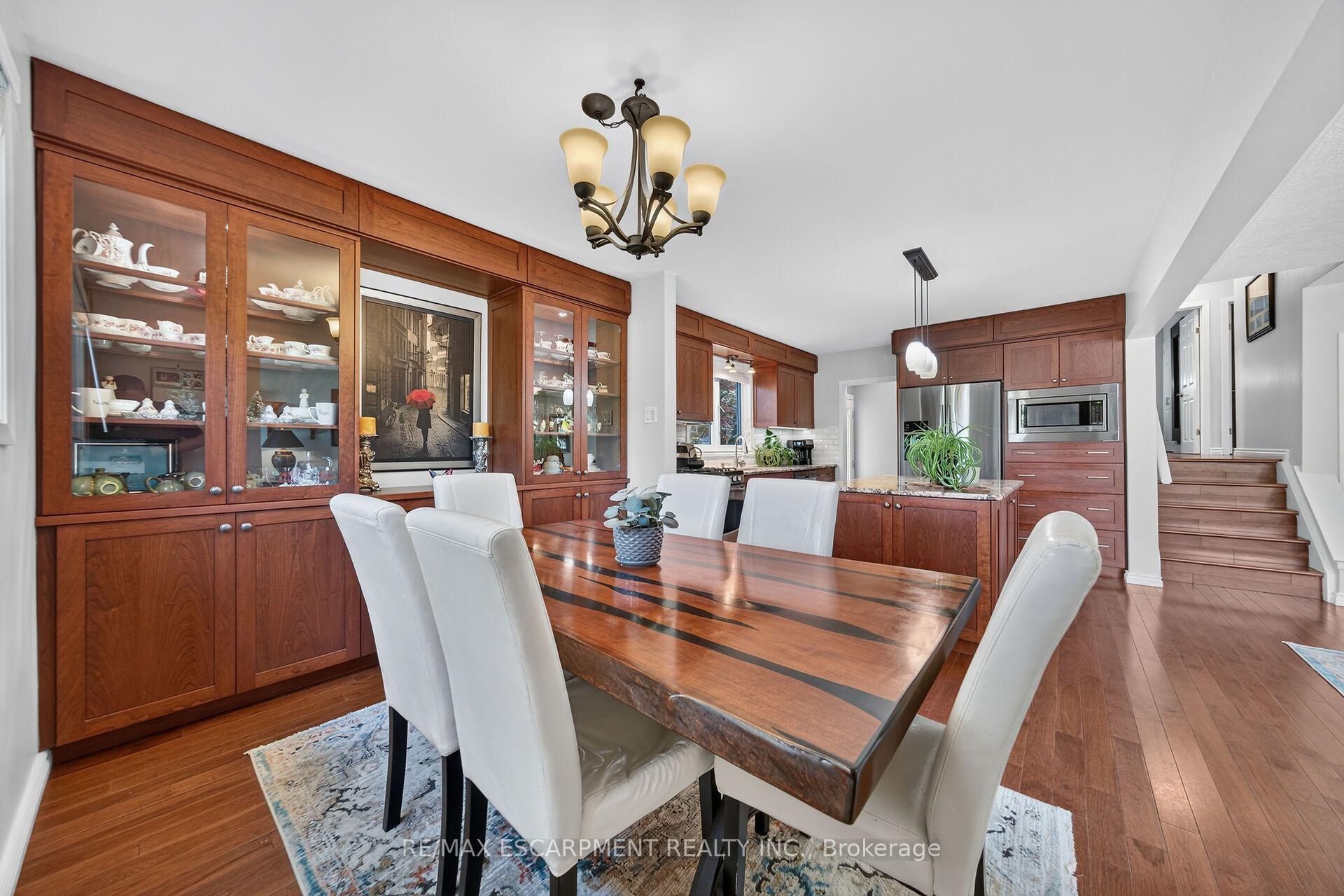 Photo 18 of 8399 Dickenson Road E, Hamilton, Mount Hope — HOMEH