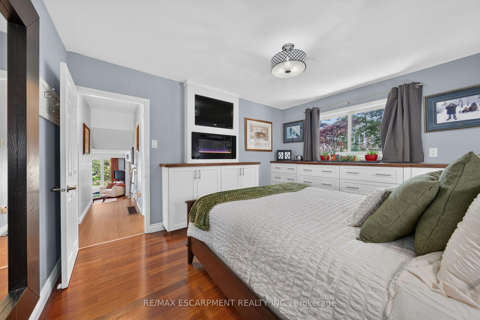 Photo 21 of 8399 Dickenson Road E, Hamilton, Mount Hope — HOMEH
