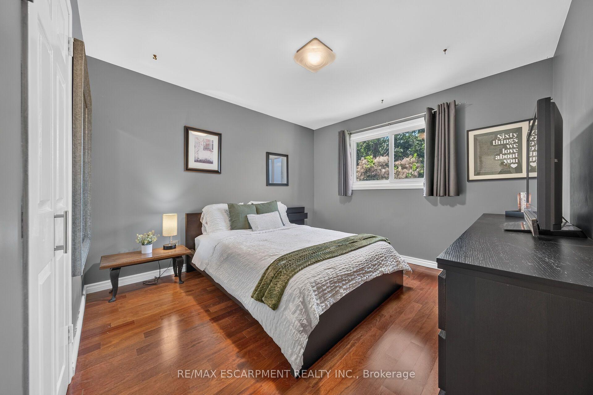 Photo 22 of 8399 Dickenson Road E, Hamilton, Mount Hope — HOMEH