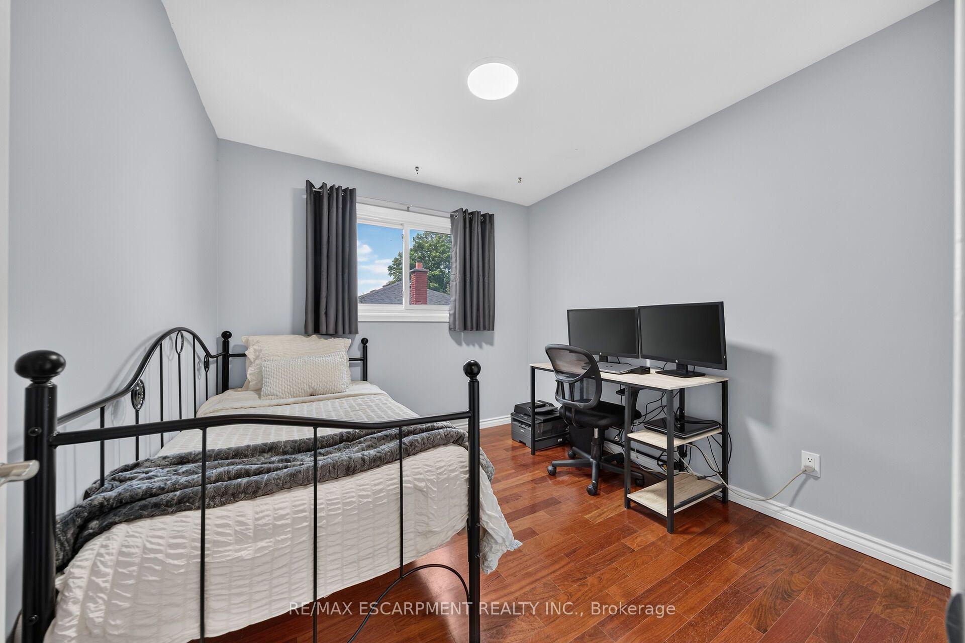 Photo 27 of 8399 Dickenson Road E, Hamilton, Mount Hope — HOMEH