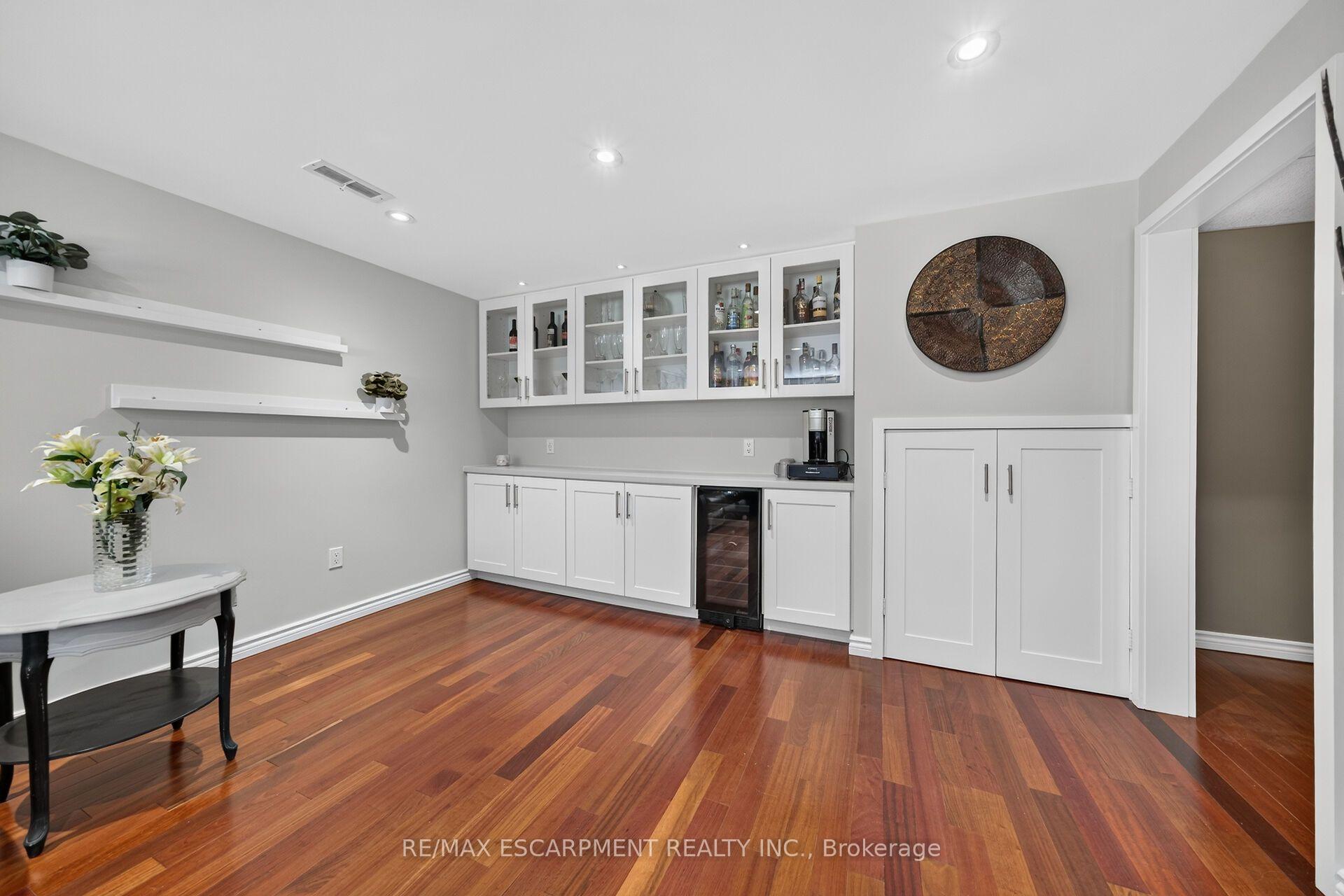 Photo 32 of 8399 Dickenson Road E, Hamilton, Mount Hope — HOMEH