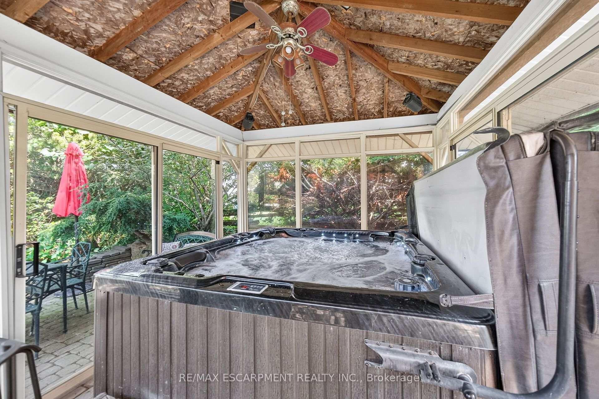 Photo 41 of 8399 Dickenson Road E, Hamilton, Mount Hope — HOMEH