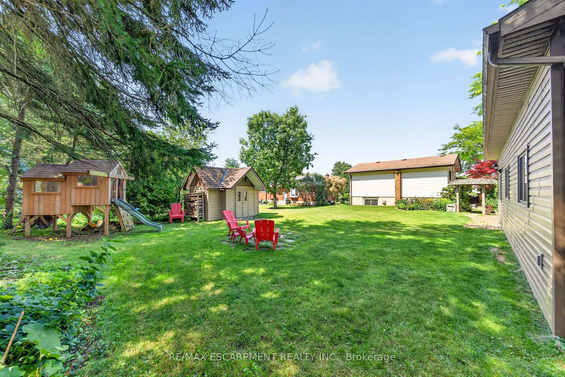 Photo 45 of 8399 Dickenson Road E, Hamilton, Mount Hope — HOMEH