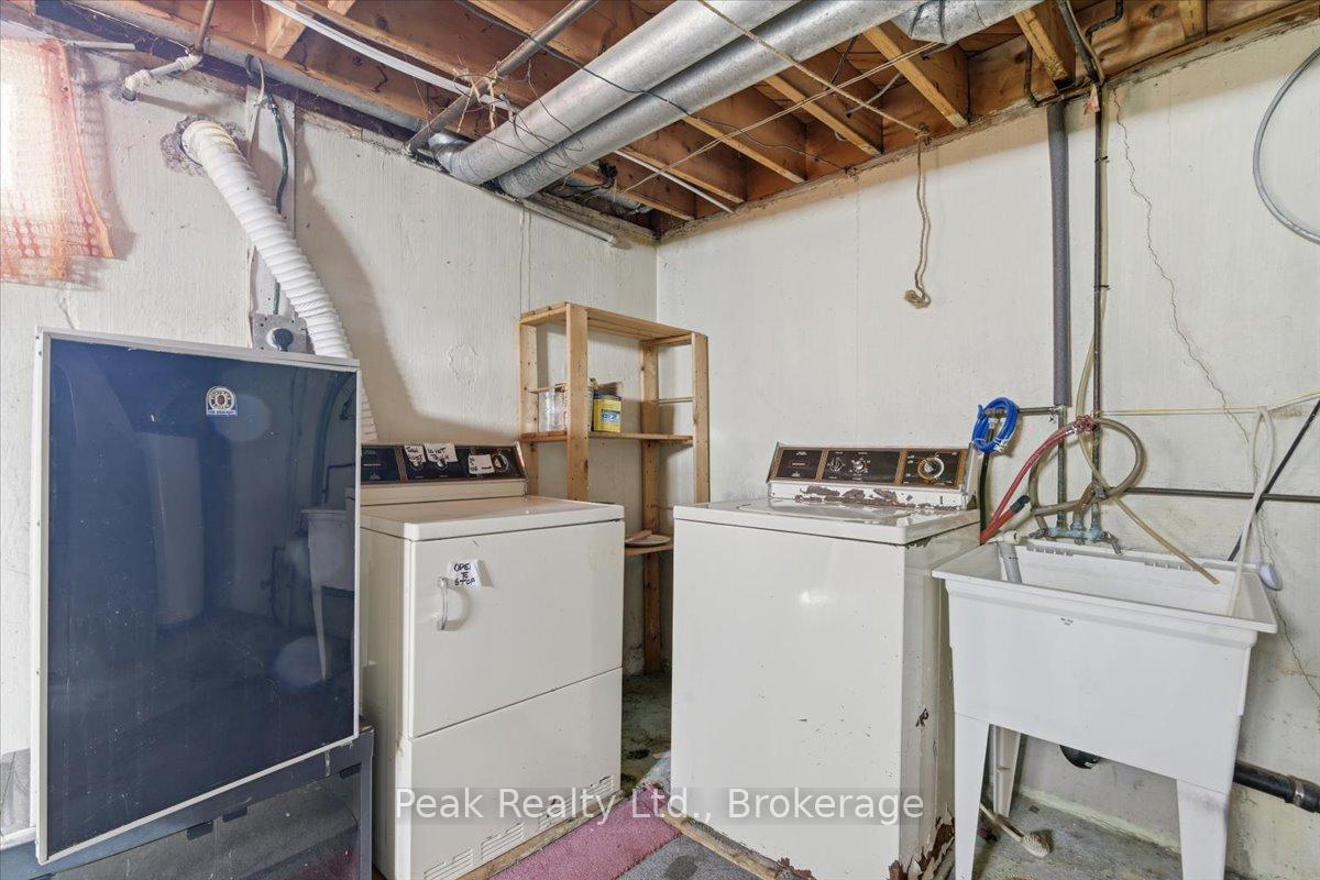Photo 28 of 644 Perry Crescent, Oshawa, Vanier — HOMEH