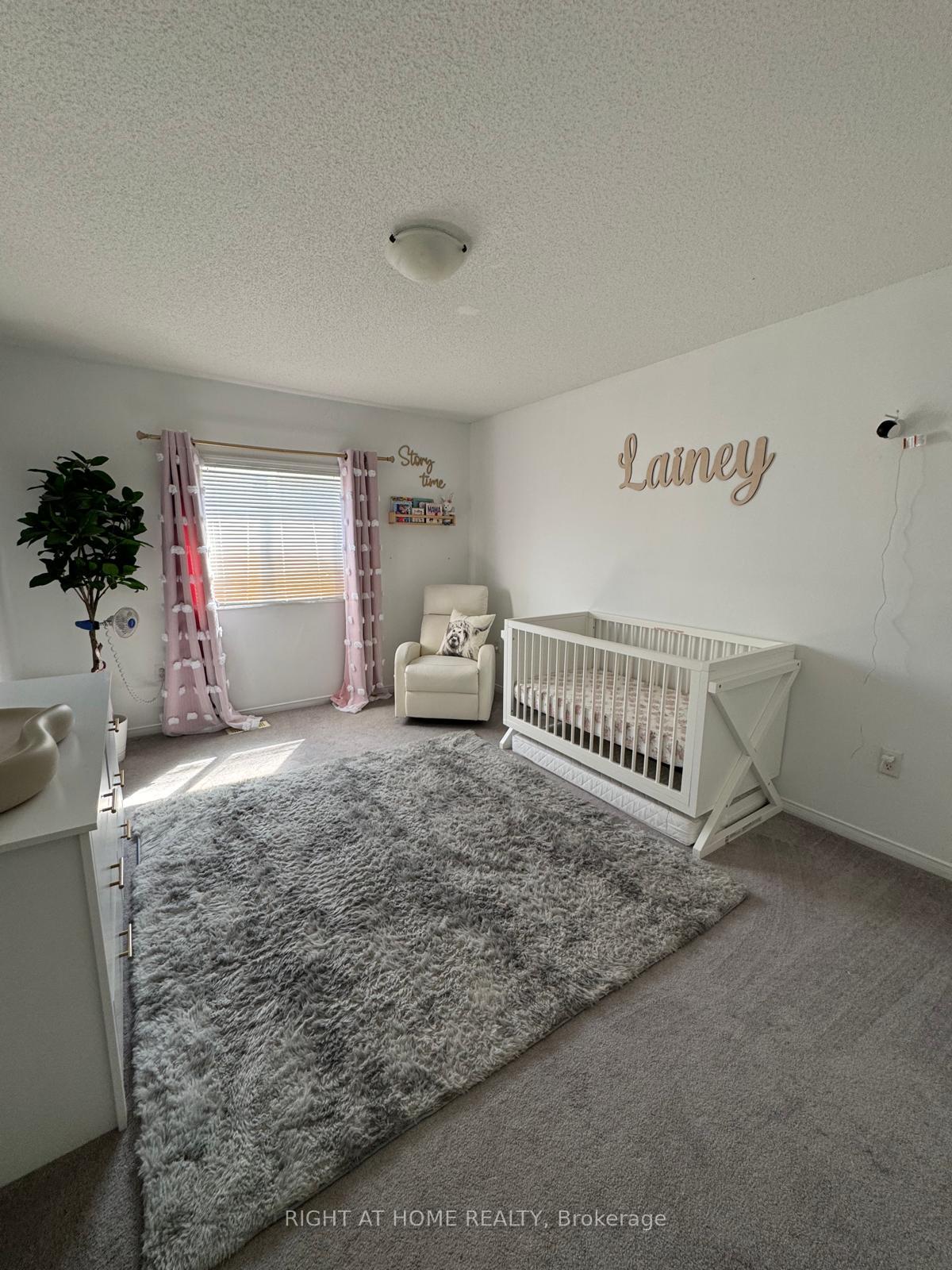 Photo 33 of 20 Courtney Crescent, Barrie, Painswick South — HOMEH