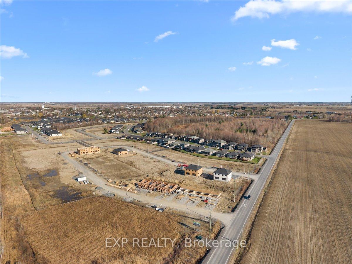 Photo 43 of 239 Carpe Street, Casselman, Casselman — HOMEH