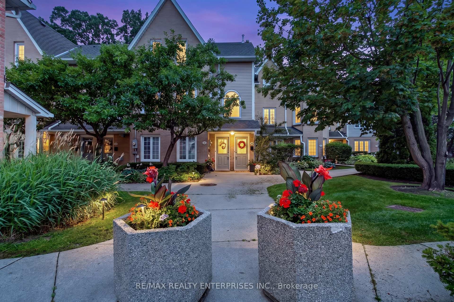 Photo 3 of Unit 219, 2110 Cleaver Avenue, Burlington, Headon — HOMEH