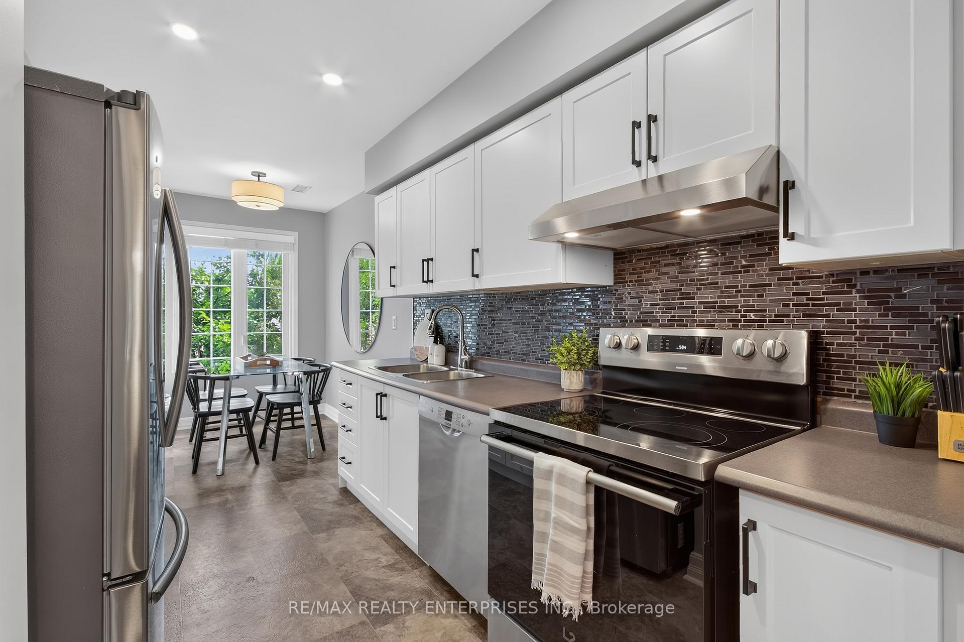 Photo 5 of Unit 219, 2110 Cleaver Avenue, Burlington, Headon — HOMEH