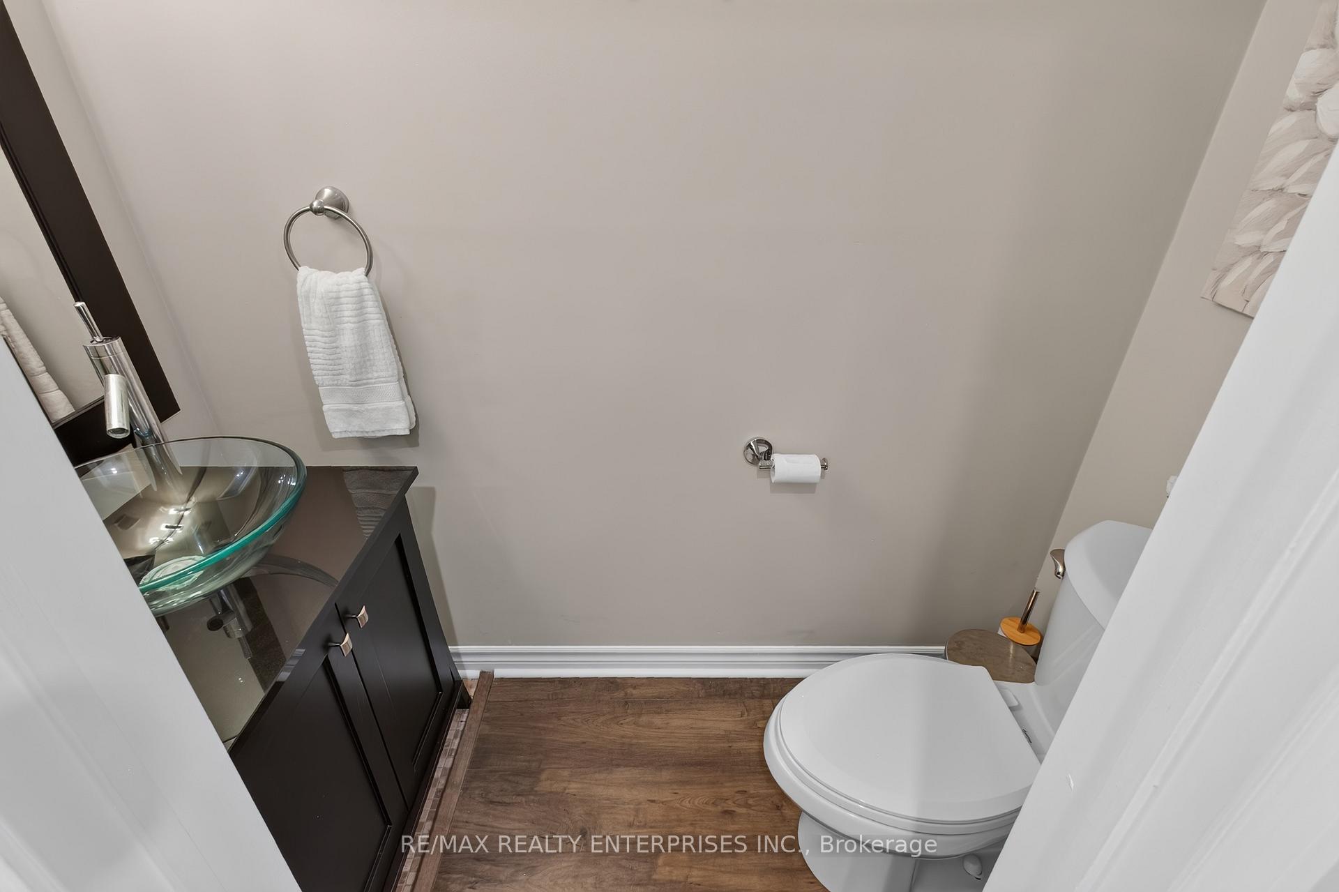 Photo 20 of Unit 219, 2110 Cleaver Avenue, Burlington, Headon — HOMEH