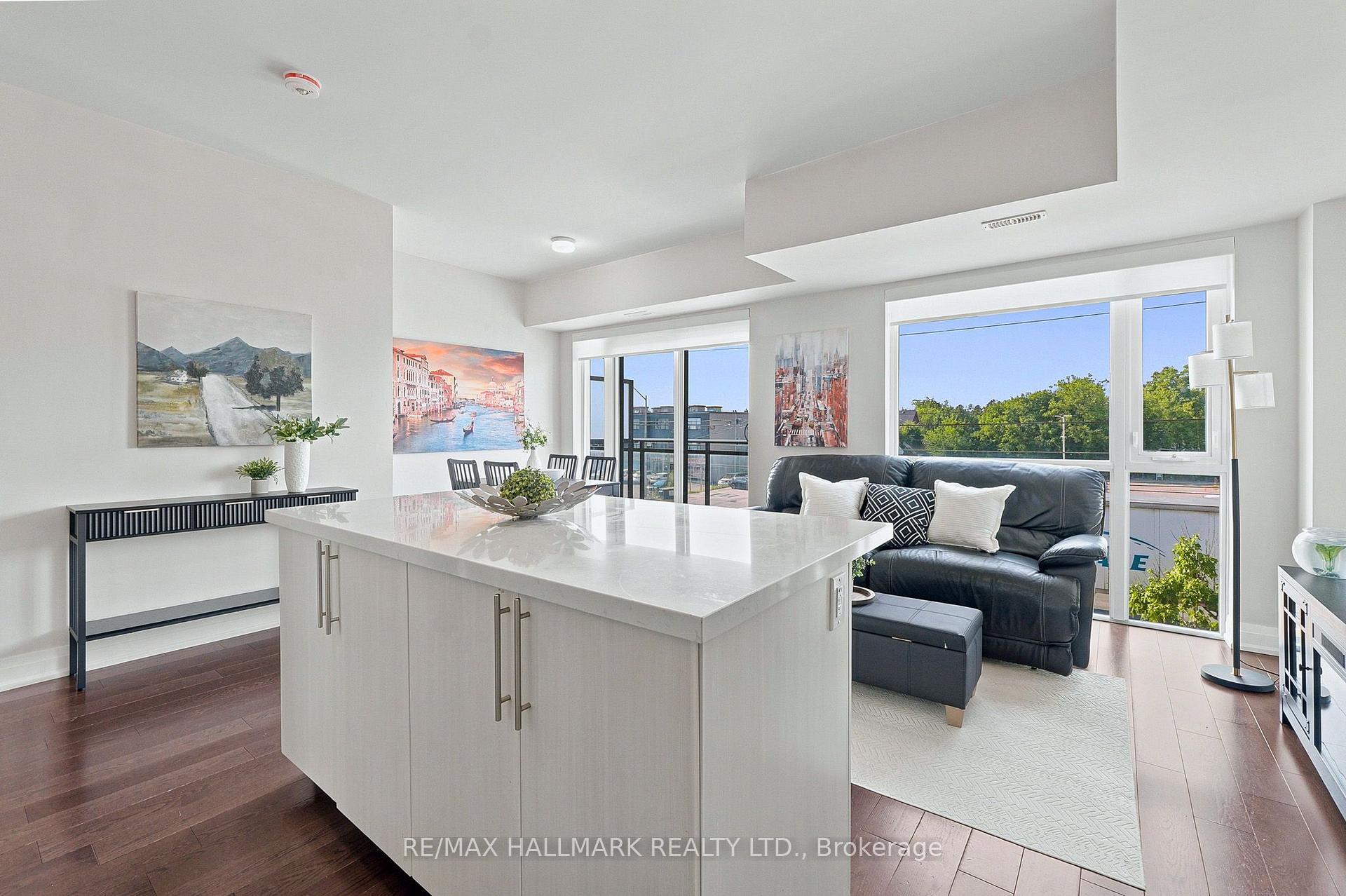 Photo 10 of Unit 203B, 5279 Highway 7, Vaughan, Vaughan Grove — HOMEH
