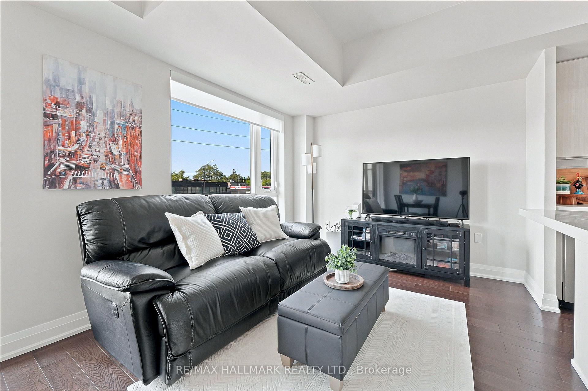 Photo 12 of Unit 203B, 5279 Highway 7, Vaughan, Vaughan Grove — HOMEH