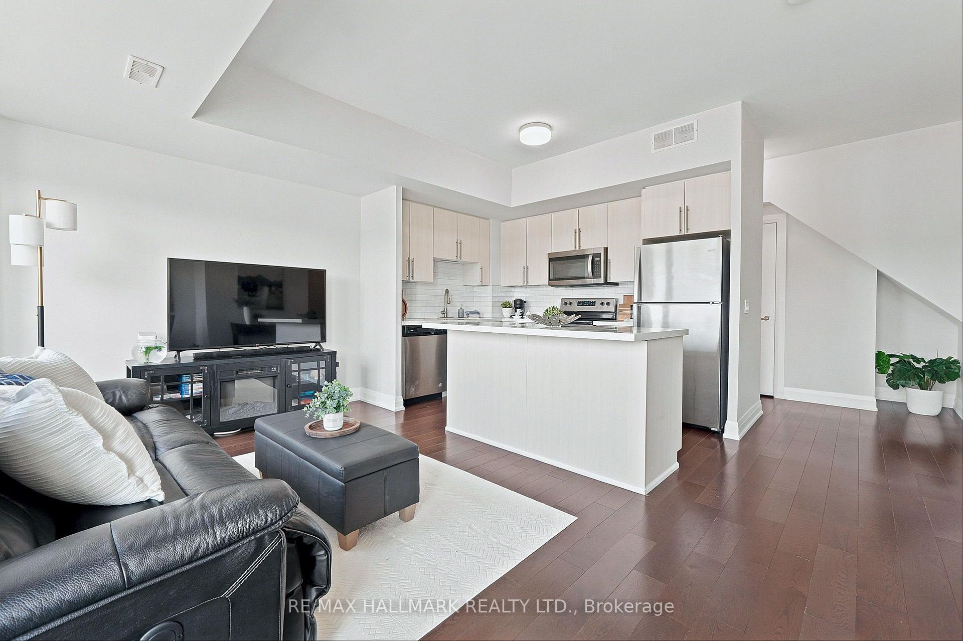 Photo 13 of Unit 203B, 5279 Highway 7, Vaughan, Vaughan Grove — HOMEH