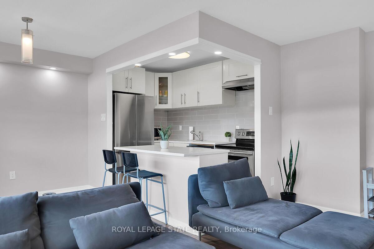 Photo 8 of Unit 811, 15 Albright Road, Hamilton, Vincent — HOMEH