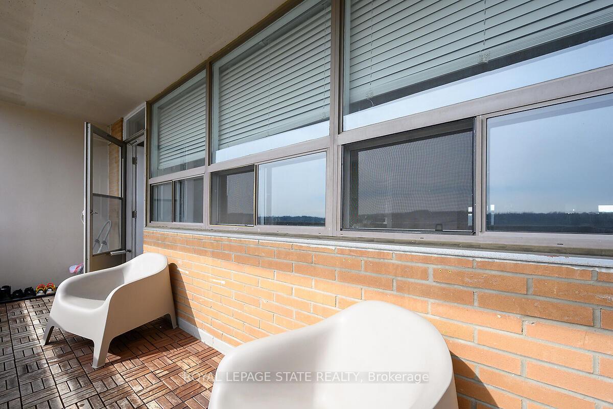 Photo 19 of Unit 811, 15 Albright Road, Hamilton, Vincent — HOMEH