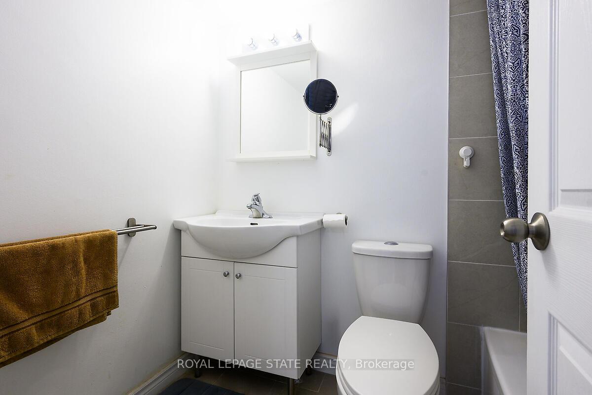 Photo 23 of Unit 811, 15 Albright Road, Hamilton, Vincent — HOMEH