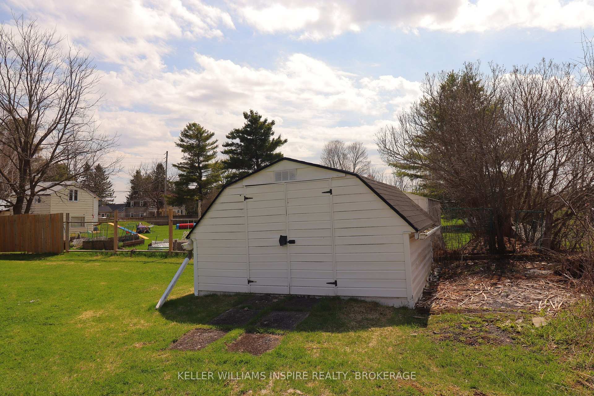 Photo 34 of 337 Simmons Road, Loyalist, Lennox and Addington - South — HOMEH