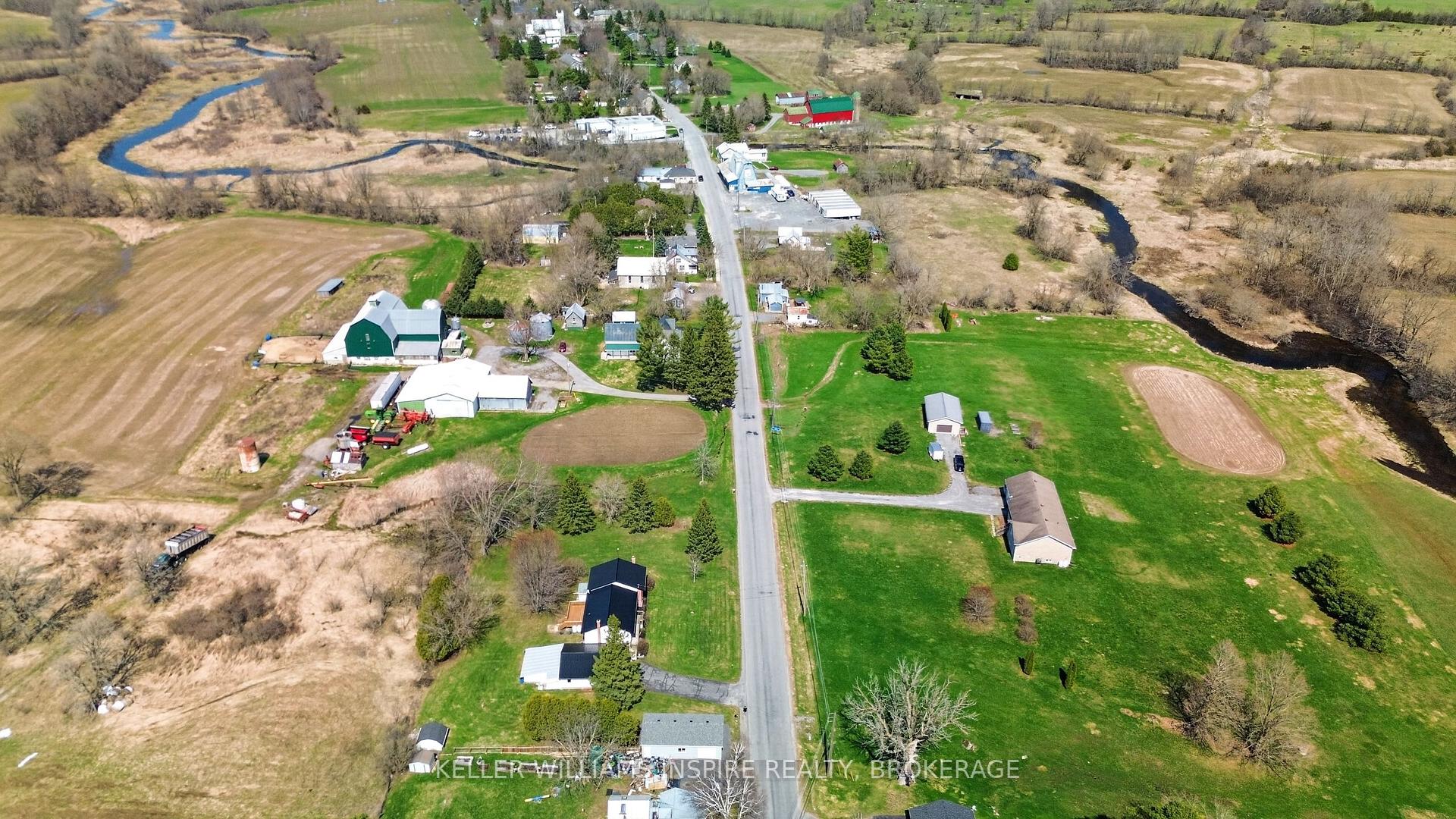 Photo 39 of 337 Simmons Road, Loyalist, Lennox and Addington - South — HOMEH
