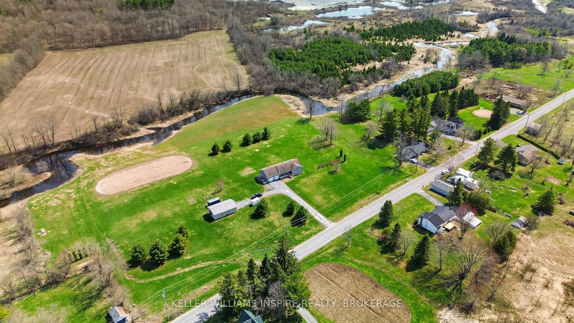 Photo 40 of 337 Simmons Road, Loyalist, Lennox and Addington - South — HOMEH
