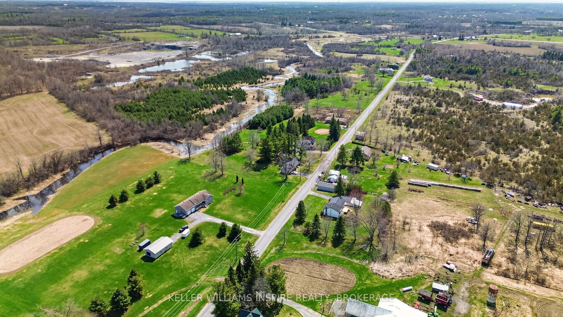 Photo 41 of 337 Simmons Road, Loyalist, Lennox and Addington - South — HOMEH