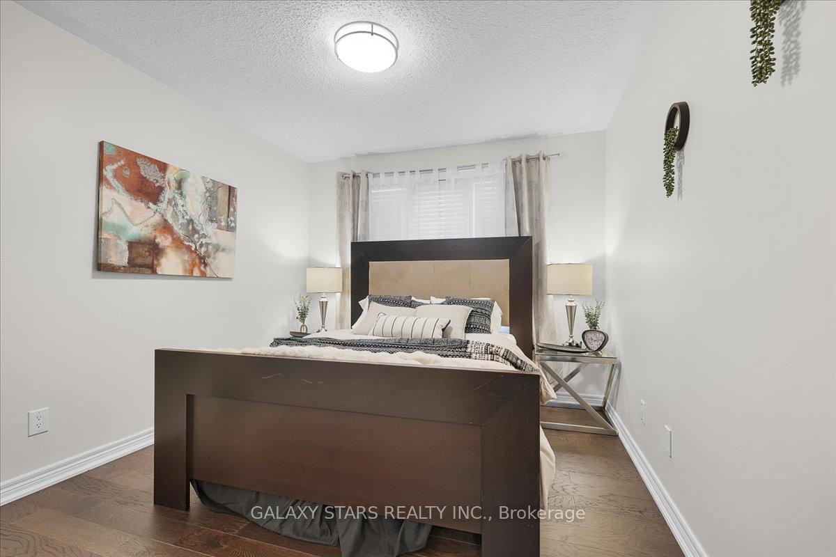 Photo 18 of 888 Oberland Drive, Oshawa, Pinecrest — HOMEH