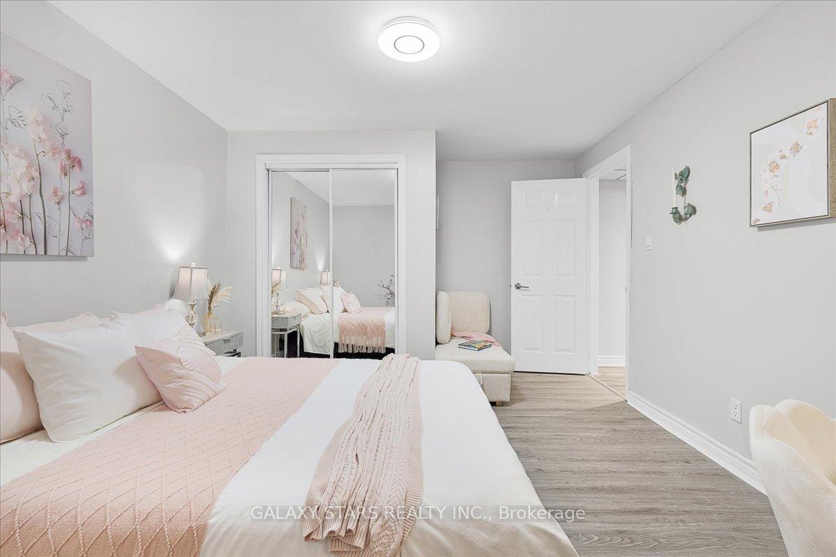 Photo 30 of 888 Oberland Drive, Oshawa, Pinecrest — HOMEH