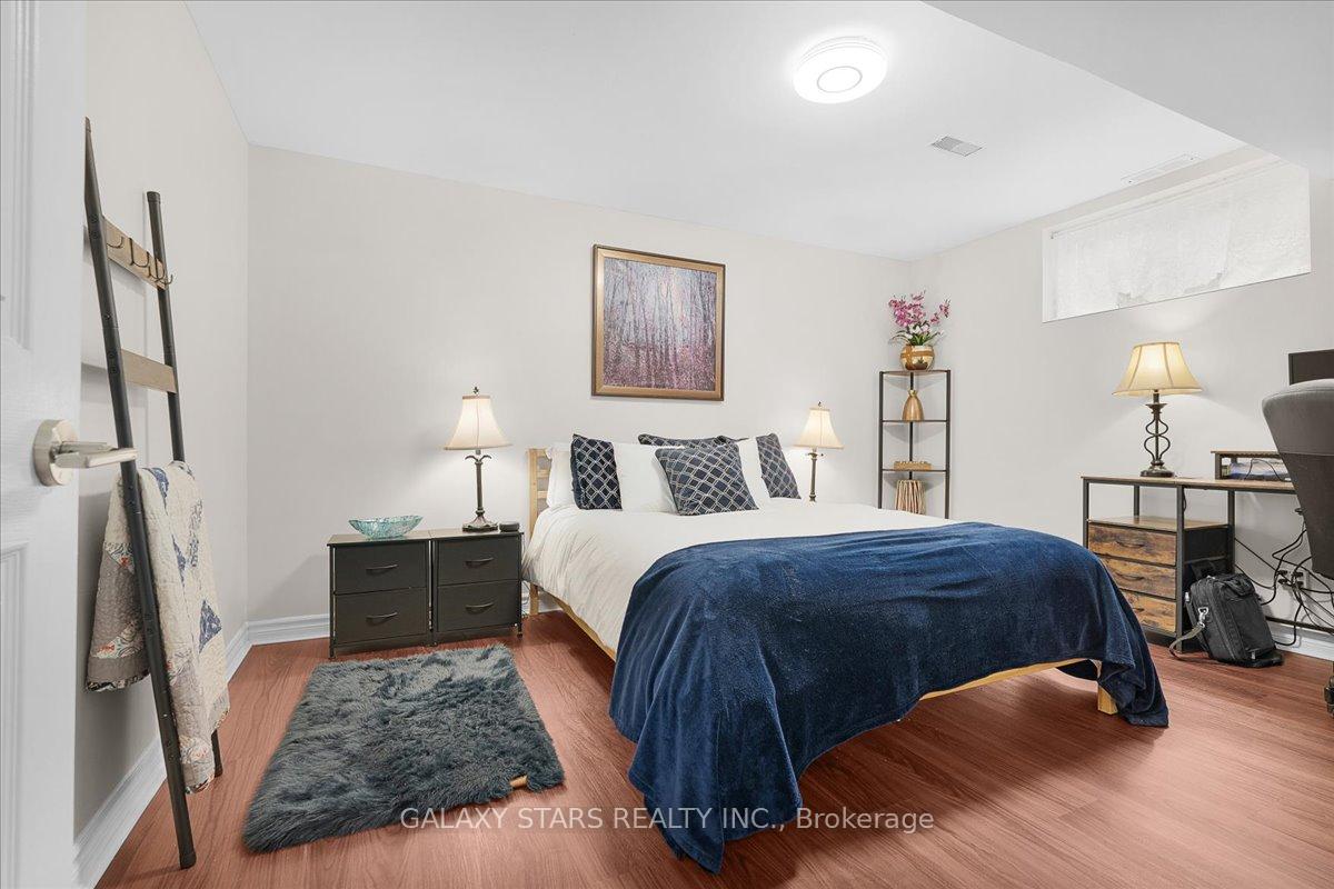 Photo 32 of 888 Oberland Drive, Oshawa, Pinecrest — HOMEH