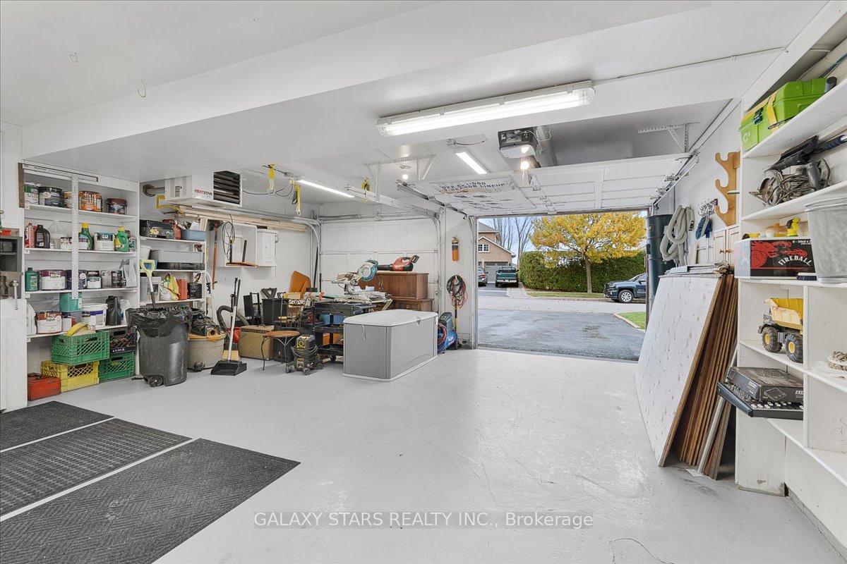 Photo 38 of 888 Oberland Drive, Oshawa, Pinecrest — HOMEH