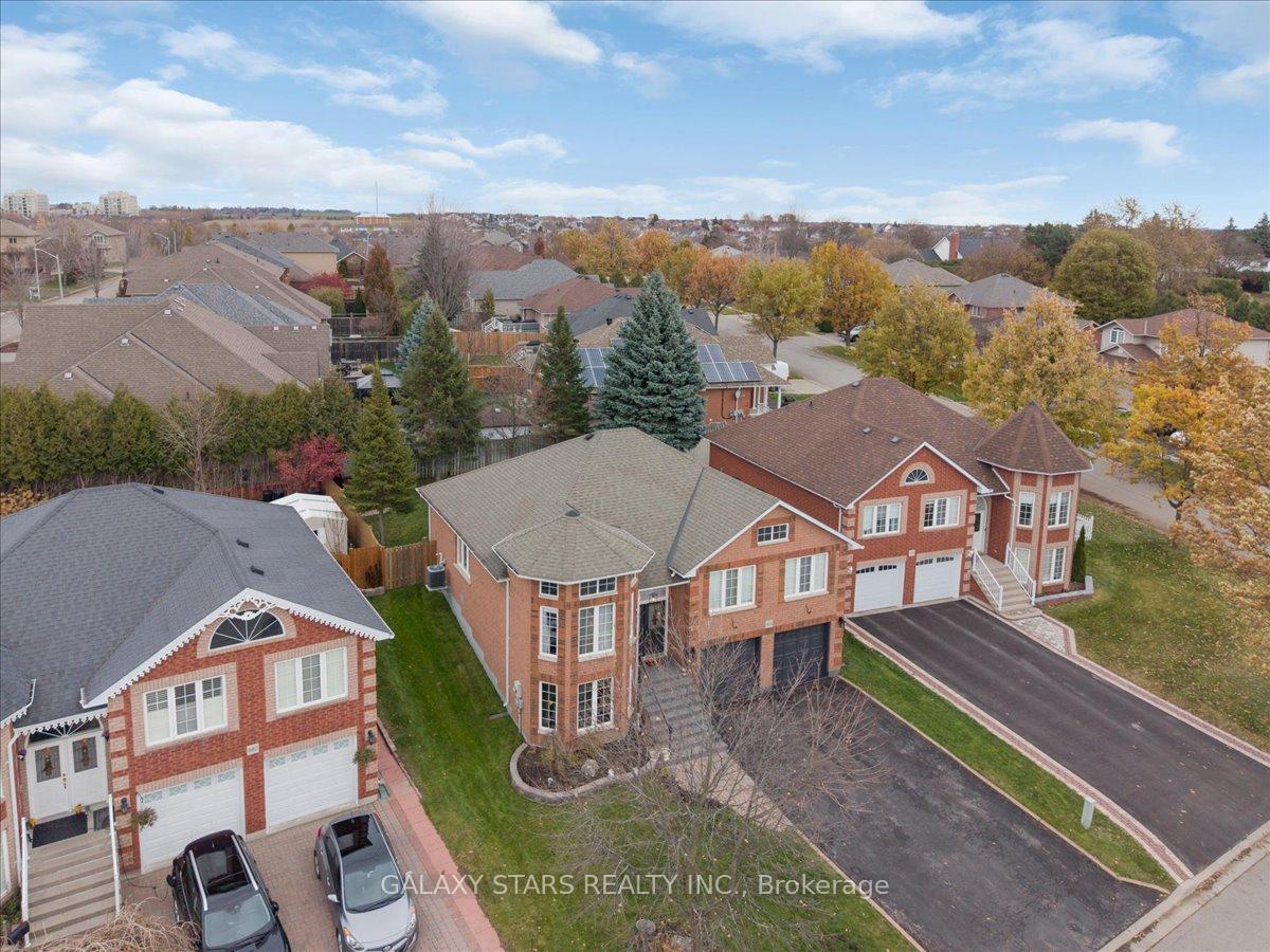 Photo 44 of 888 Oberland Drive, Oshawa, Pinecrest — HOMEH
