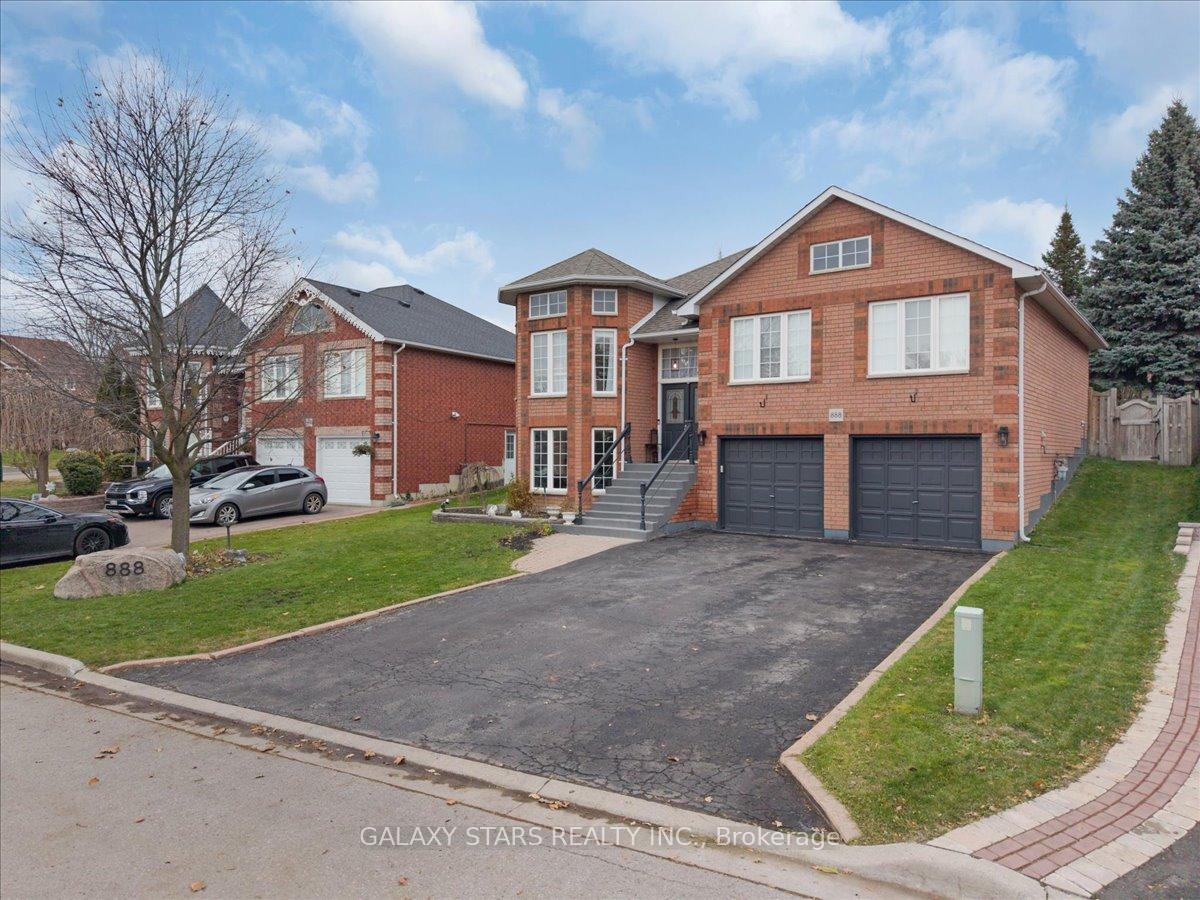 Photo 50 of 888 Oberland Drive, Oshawa, Pinecrest — HOMEH