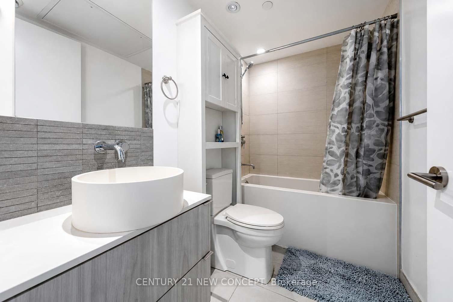 Photo 11 of Unit 620, 161 Roehampton Avenue, Toronto, Mount Pleasant West — HOMEH
