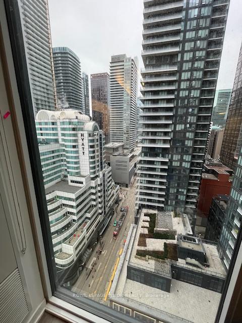 Photo 9 of Unit 1804, 357 King Street W, Toronto, Waterfront Communities — HOMEH