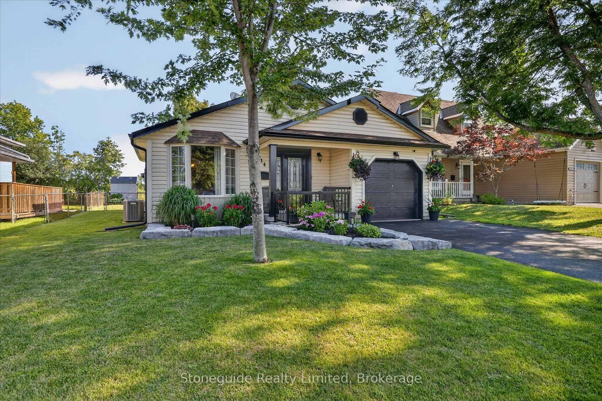 Photo 3 of 814 Milford Drive, Peterborough, Otonabee Ward 1 — HOMEH