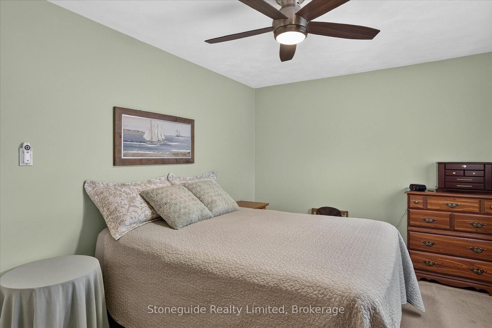 Photo 24 of 814 Milford Drive, Peterborough, Otonabee Ward 1 — HOMEH