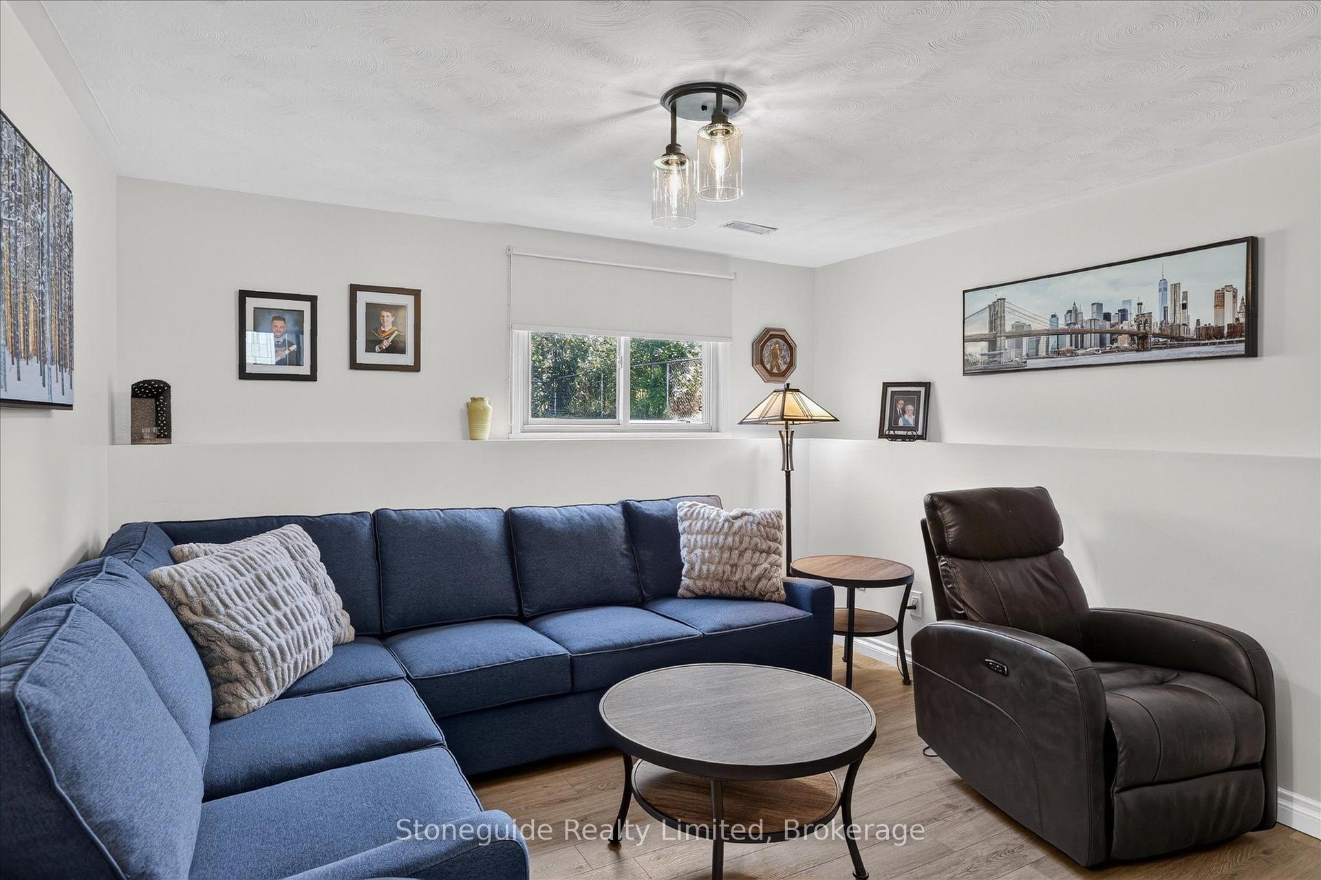 Photo 29 of 814 Milford Drive, Peterborough, Otonabee Ward 1 — HOMEH