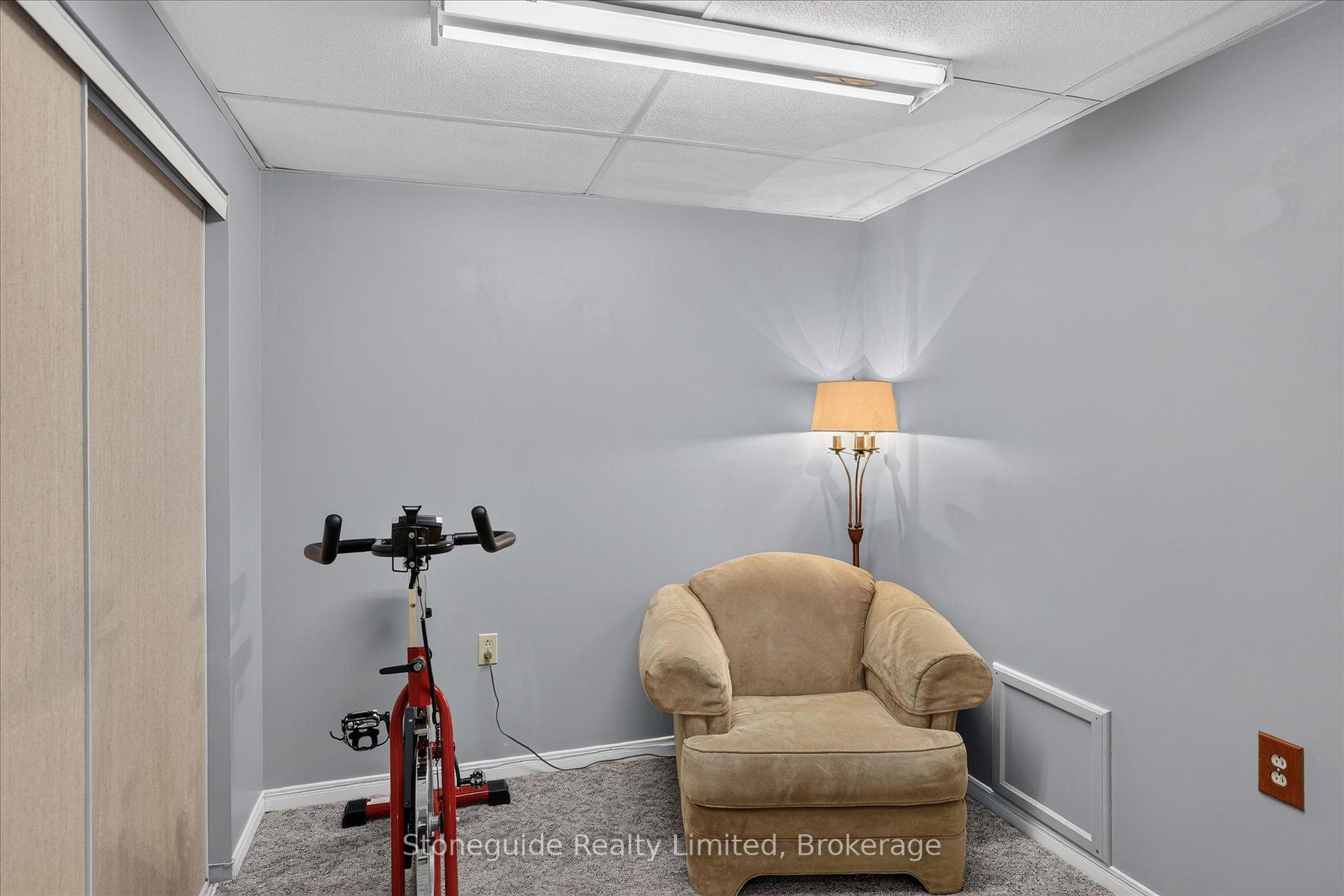 Photo 34 of 814 Milford Drive, Peterborough, Otonabee Ward 1 — HOMEH