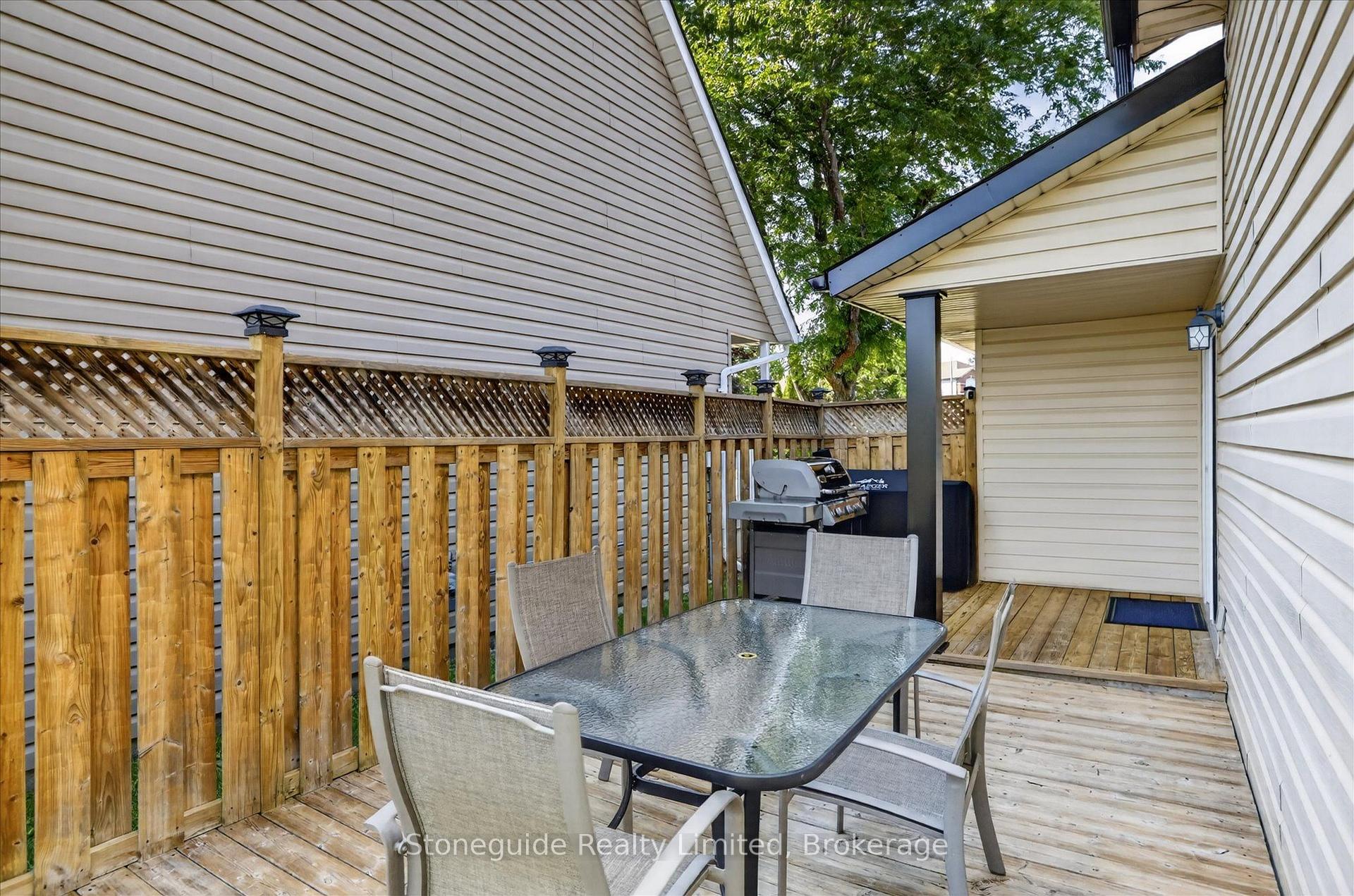 Photo 41 of 814 Milford Drive, Peterborough, Otonabee Ward 1 — HOMEH