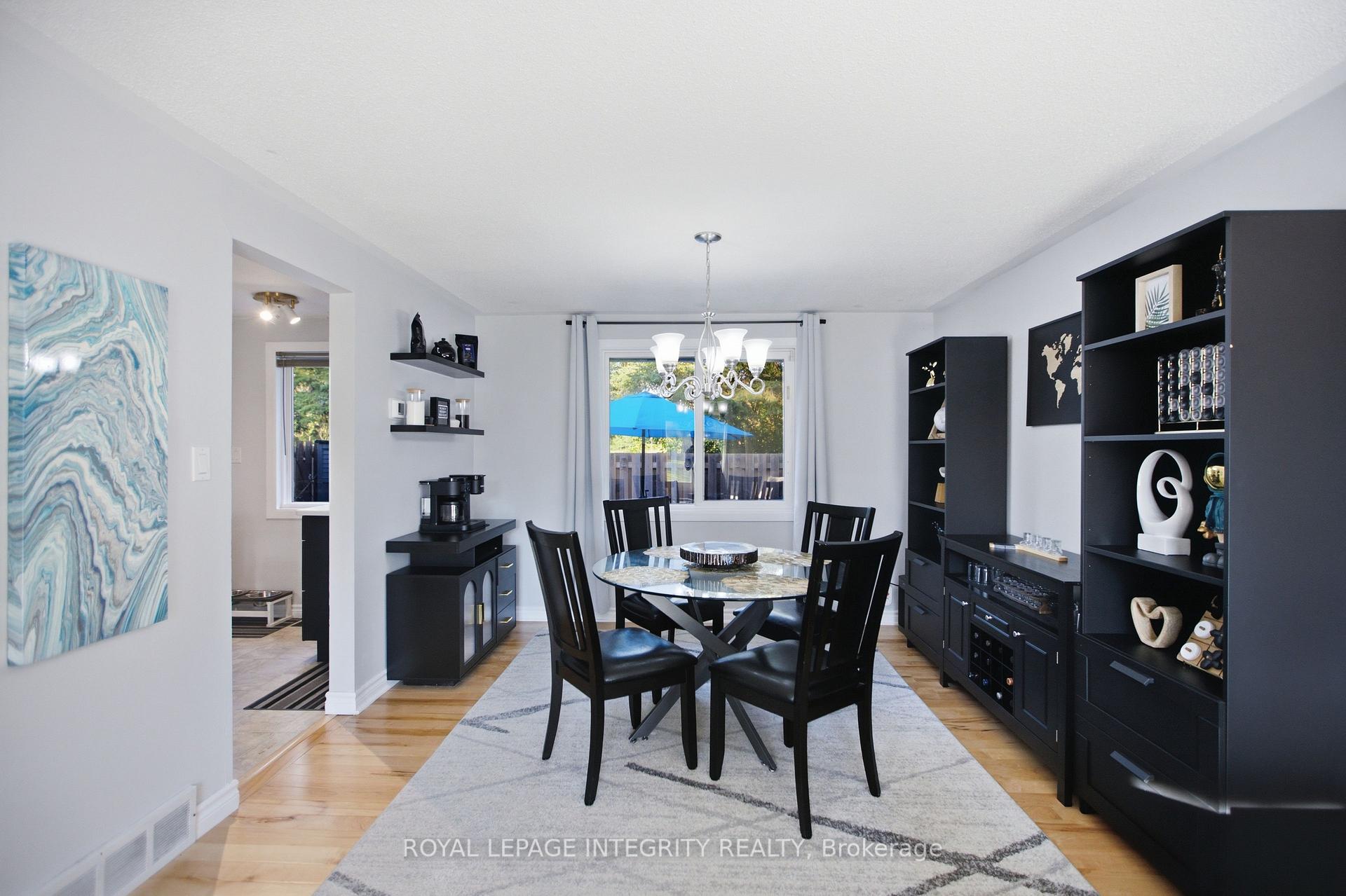 Photo 7 of 1544K Beaverpond Drive, Ottawa, Pineview — HOMEH