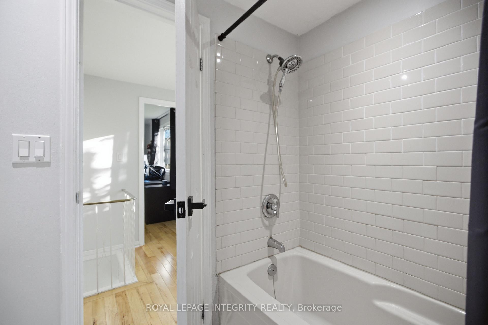 Photo 21 of 1544K Beaverpond Drive, Ottawa, Pineview — HOMEH