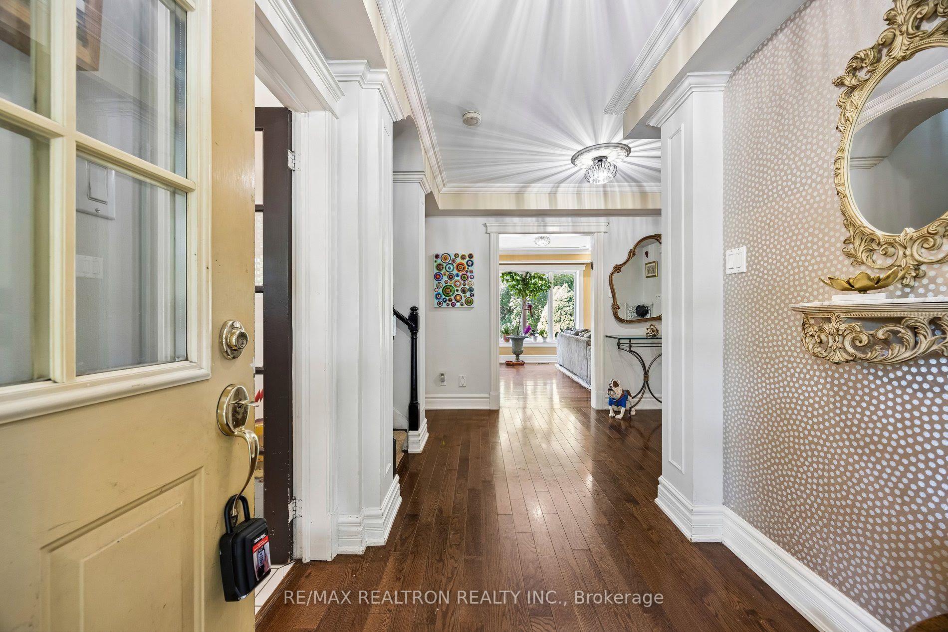 Photo 5 of 14 Rougecrest Drive, Markham, Markham Village — HOMEH