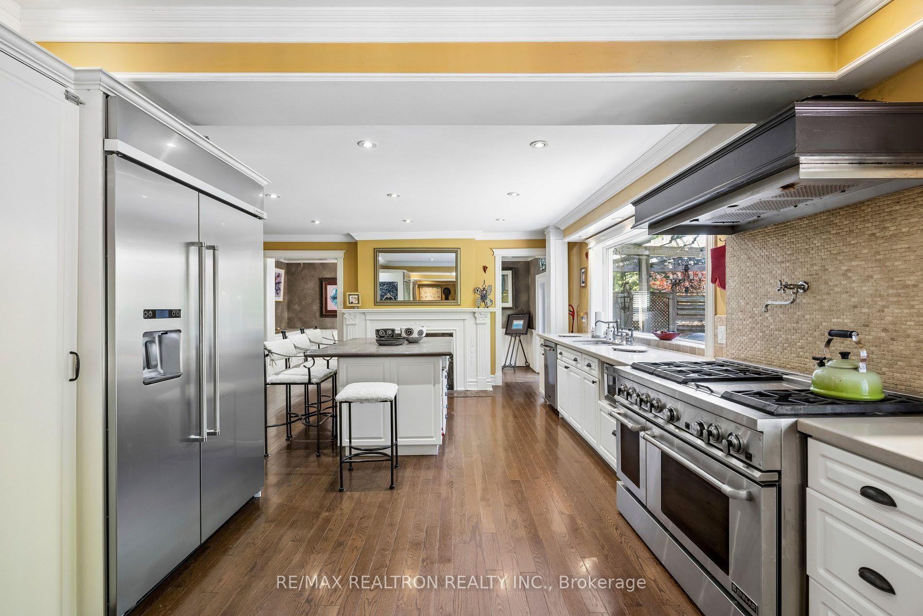 Photo 7 of 14 Rougecrest Drive, Markham, Markham Village — HOMEH
