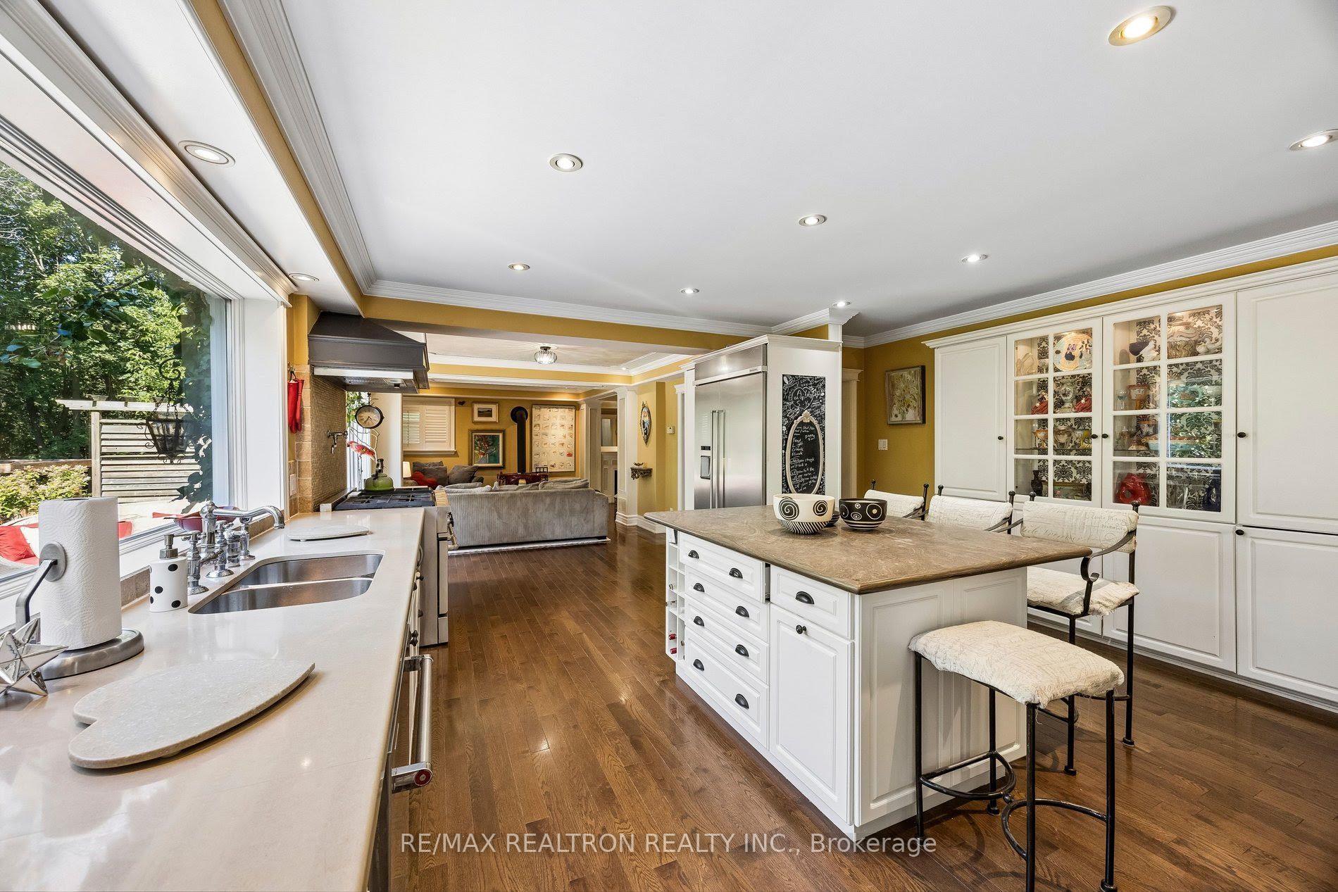 Photo 9 of 14 Rougecrest Drive, Markham, Markham Village — HOMEH