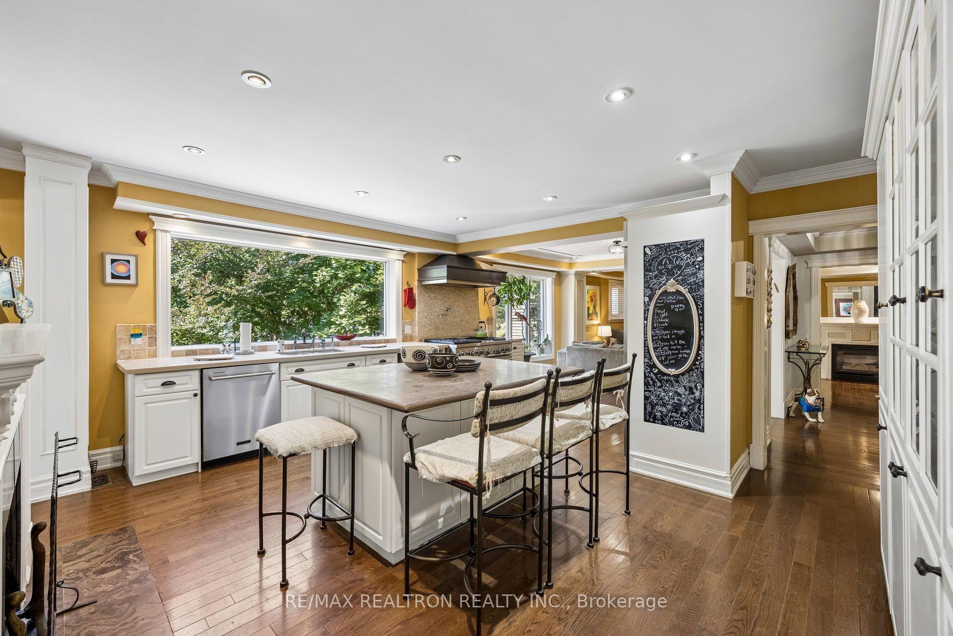 Photo 10 of 14 Rougecrest Drive, Markham, Markham Village — HOMEH