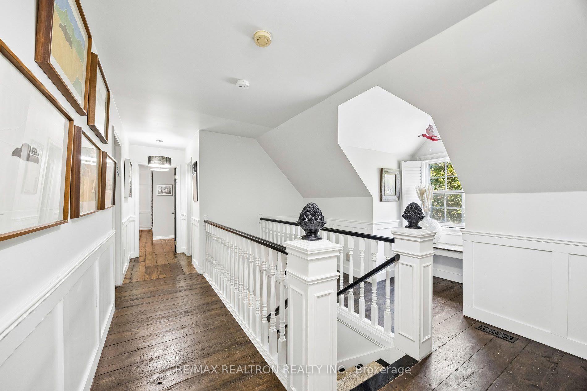 Photo 20 of 14 Rougecrest Drive, Markham, Markham Village — HOMEH