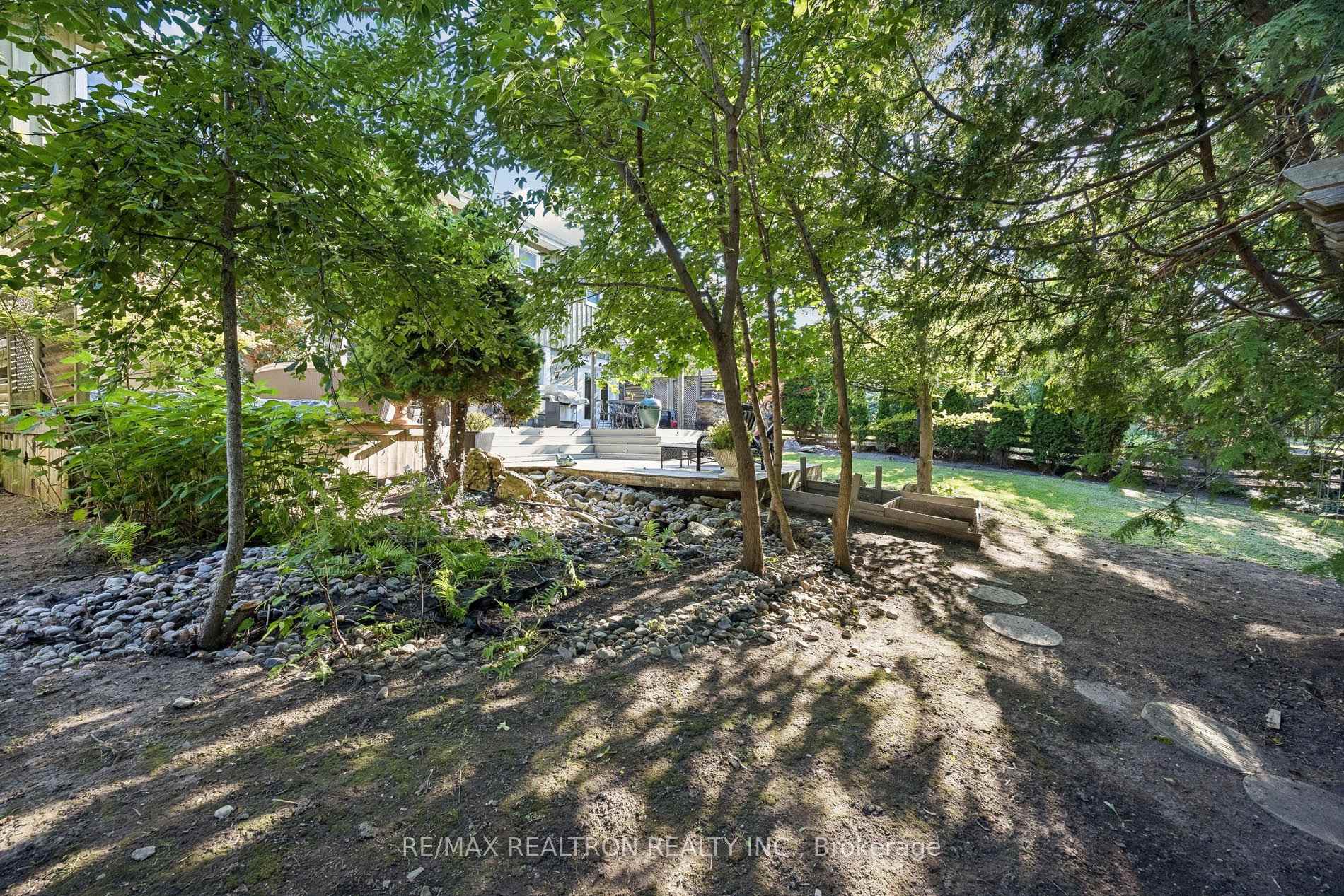 Photo 34 of 14 Rougecrest Drive, Markham, Markham Village — HOMEH