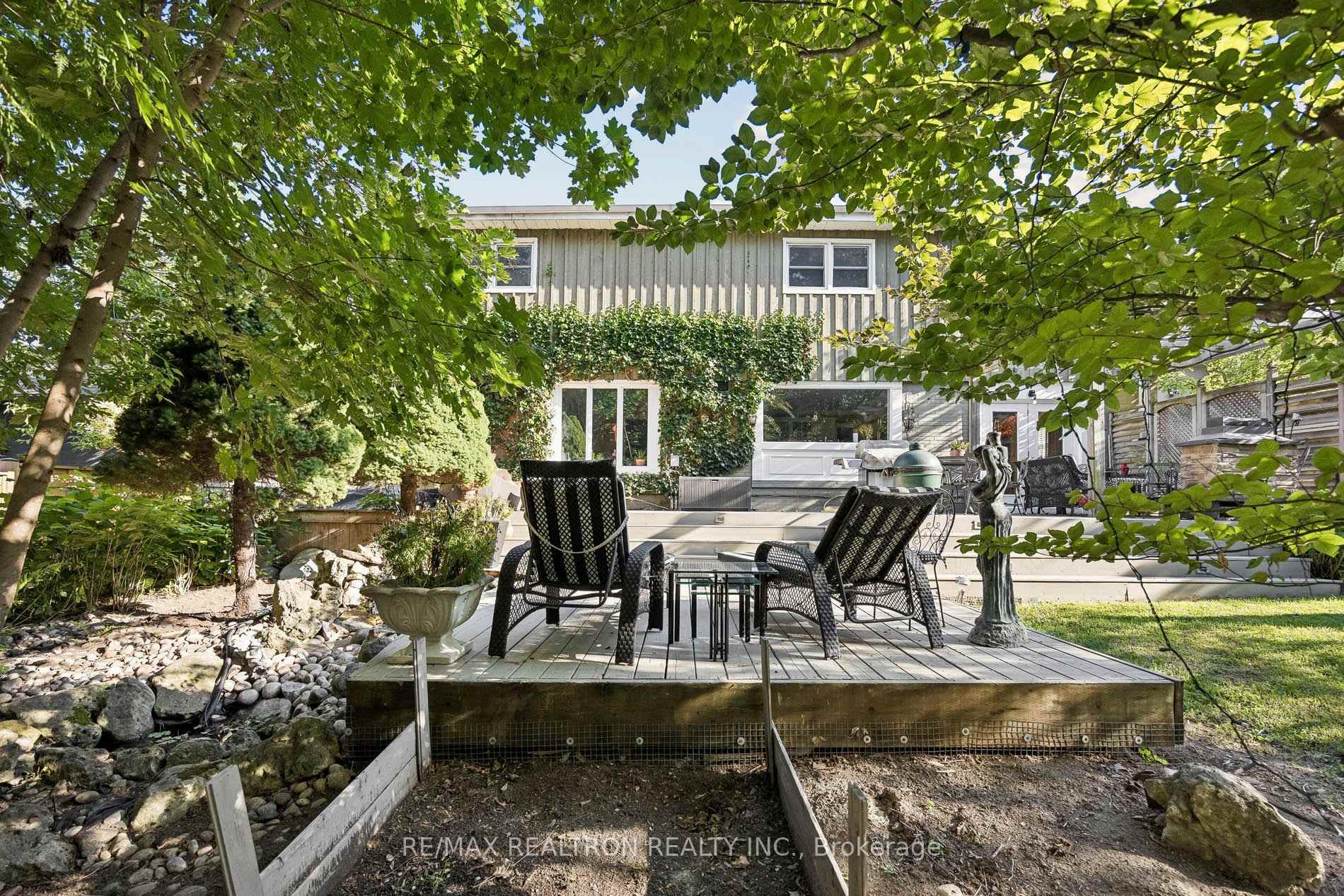 Photo 38 of 14 Rougecrest Drive, Markham, Markham Village — HOMEH