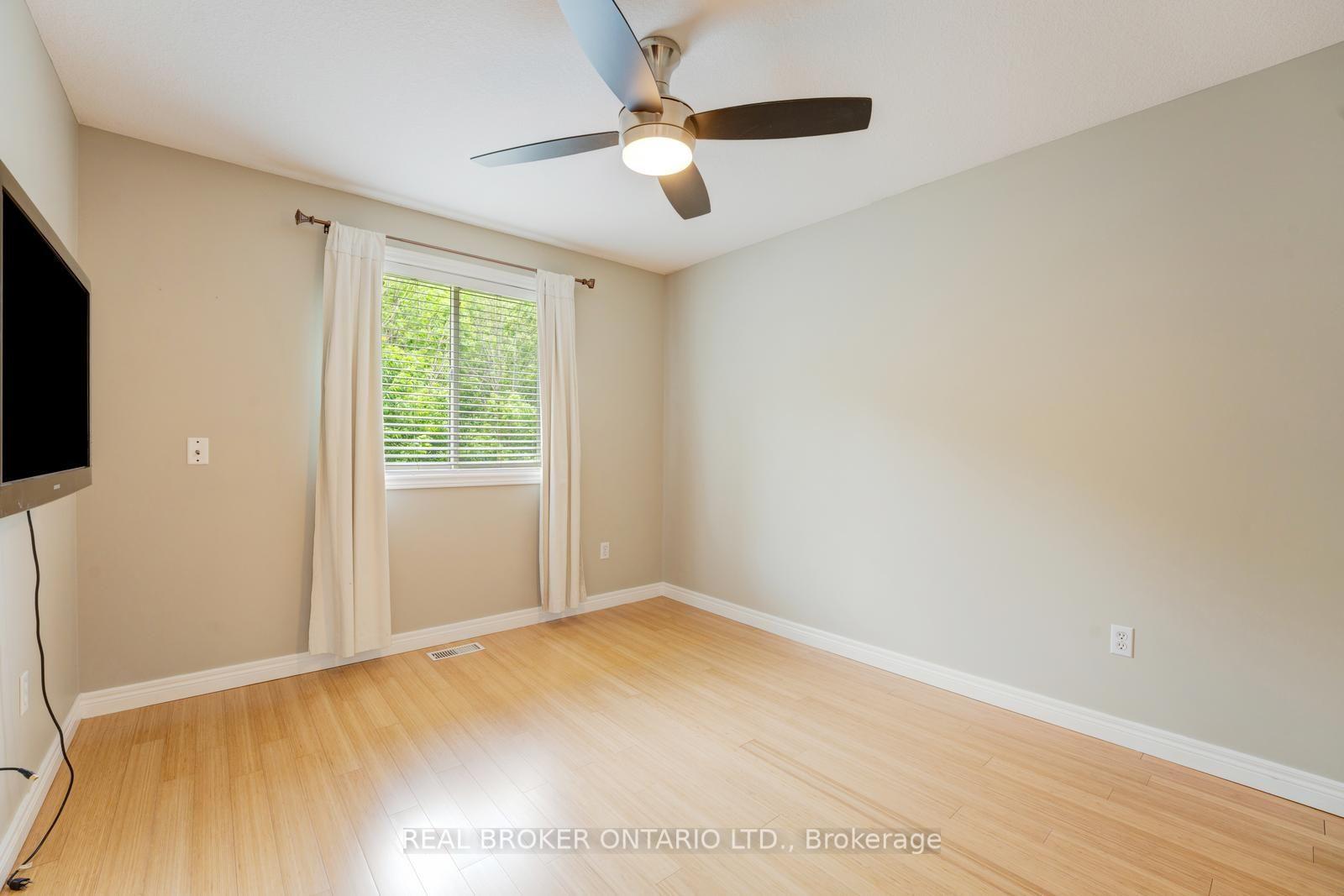Photo 15 of 444 Lausanne Crescent, Waterloo, Beechwood West — HOMEH
